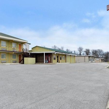 American Inn Princeton Eksteriør bilde